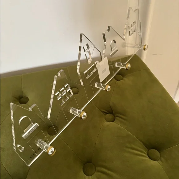 NWT - Two Acrylic Hook Wall Racks - Picture 2 of 11